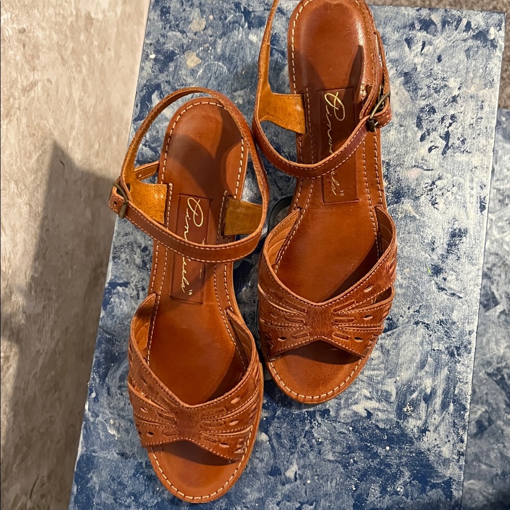 Brown Leather Sandals - Picture 6 of 8